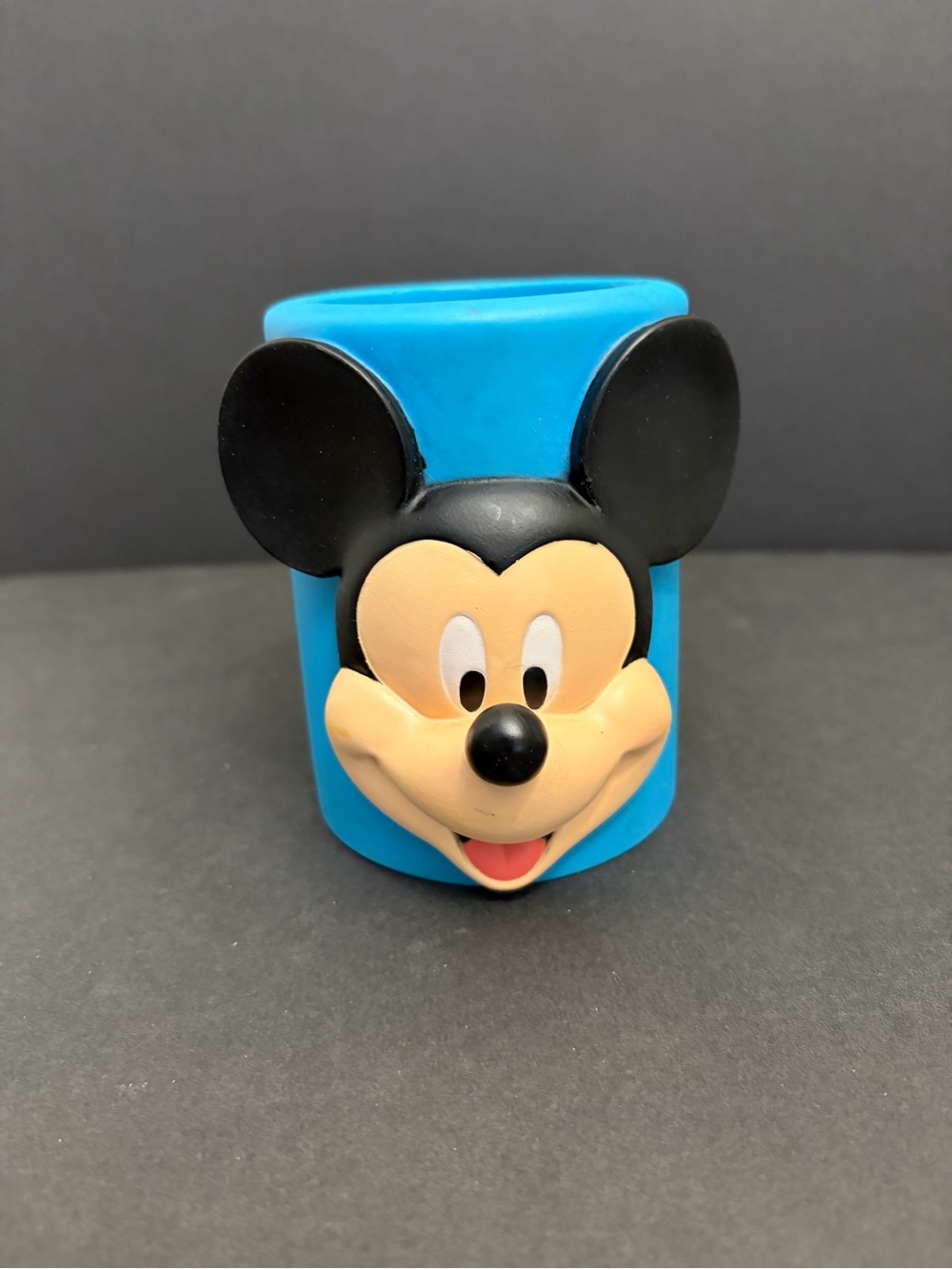 Vintage 1980’s Disney Mickey Mouse slim can hugger/koozie